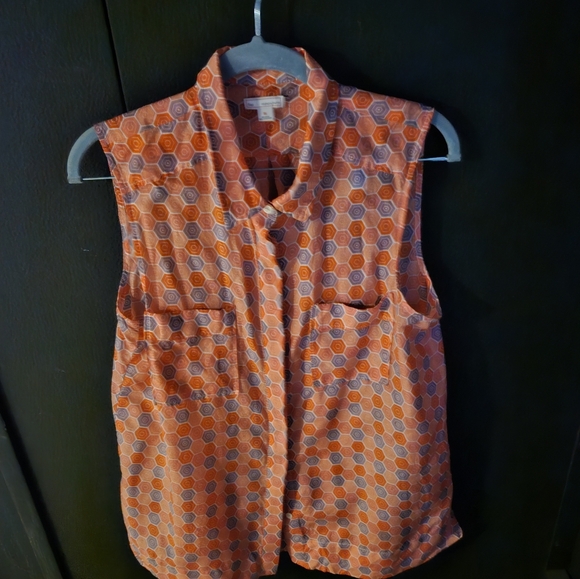 Gap sleeveless button down, geometric print top - Picture 2 of 5